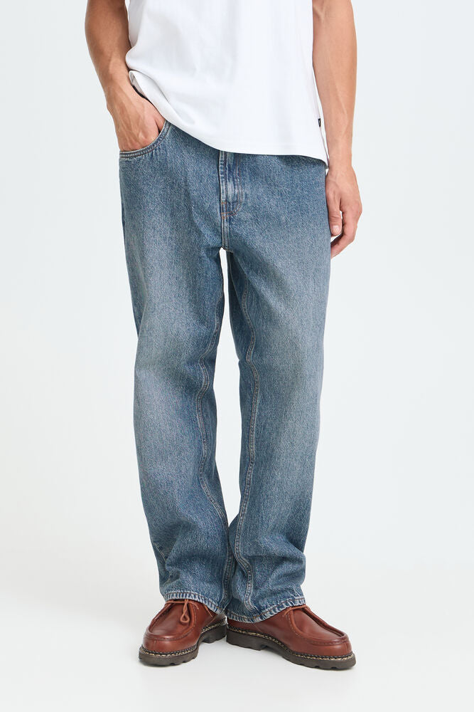 Jeans Basic Loose Fit Solid