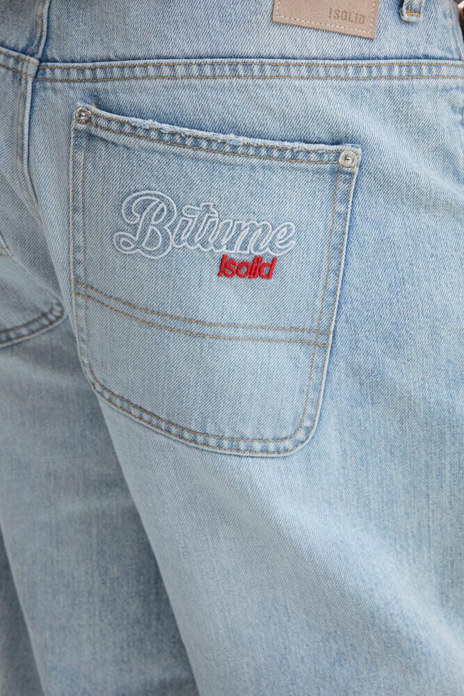 Short Bitume Solid