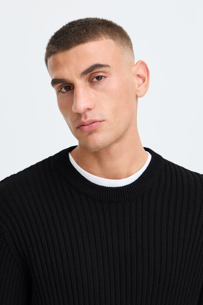 Maglione basico costine nero Solid