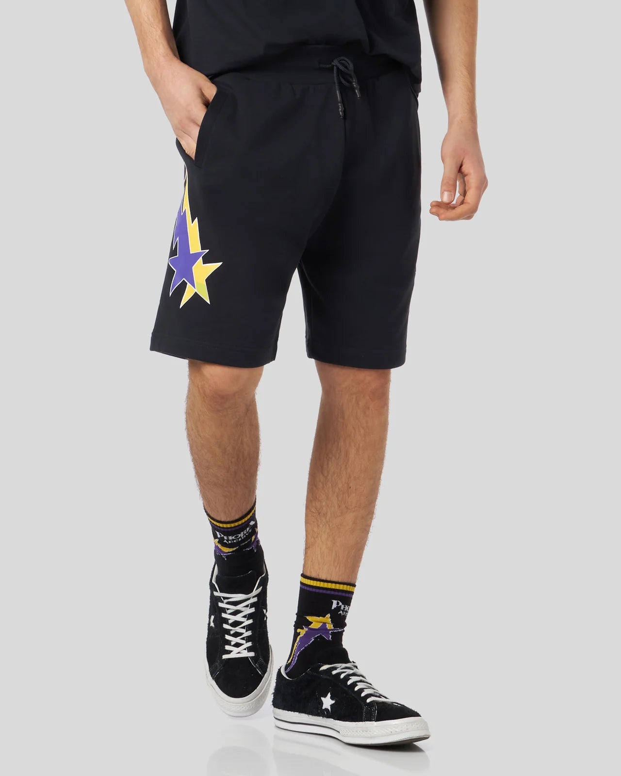 Short Phobia neri con grafica Starry Lightning gialla e viola