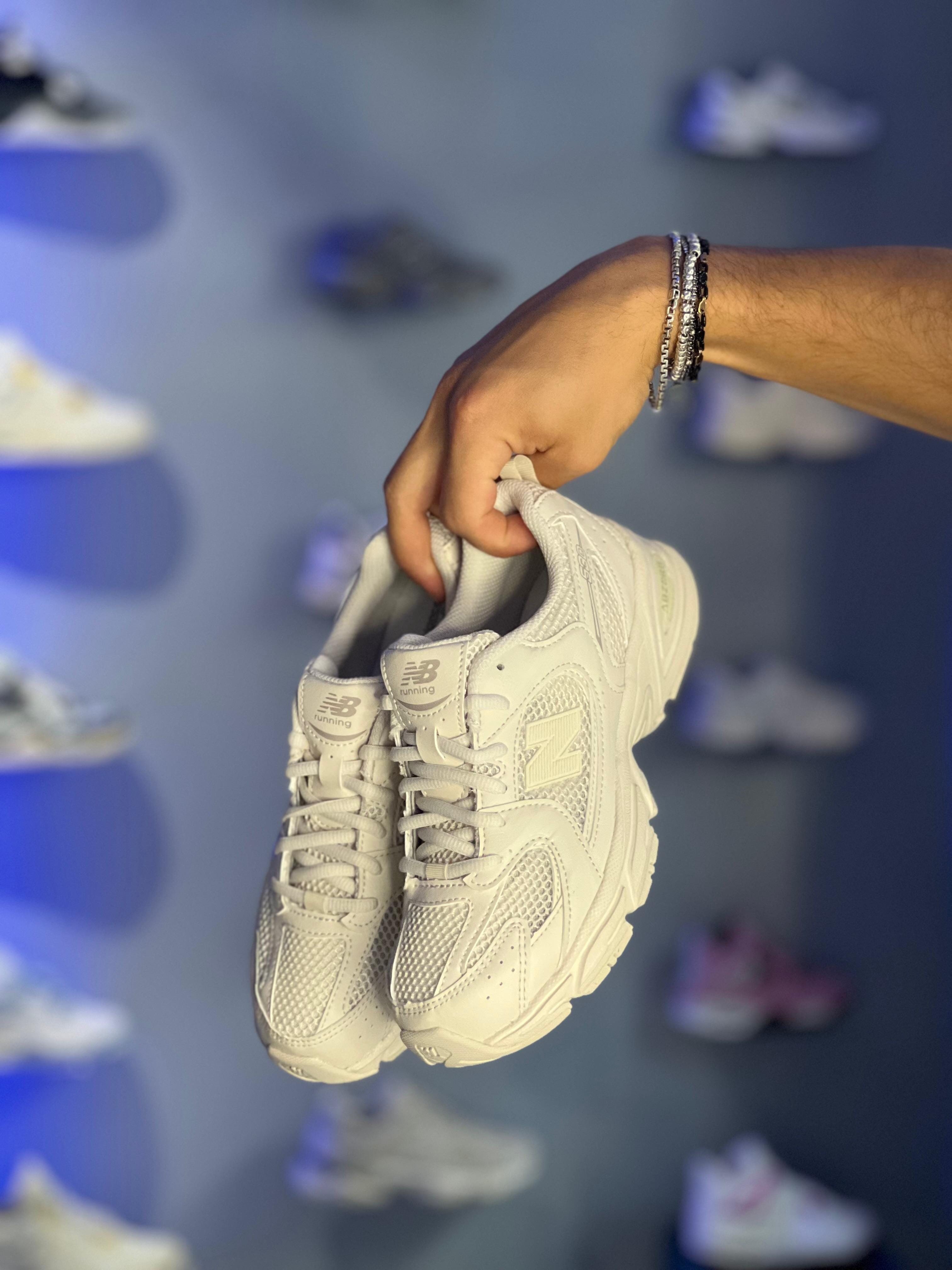 New Balance 530 Beige