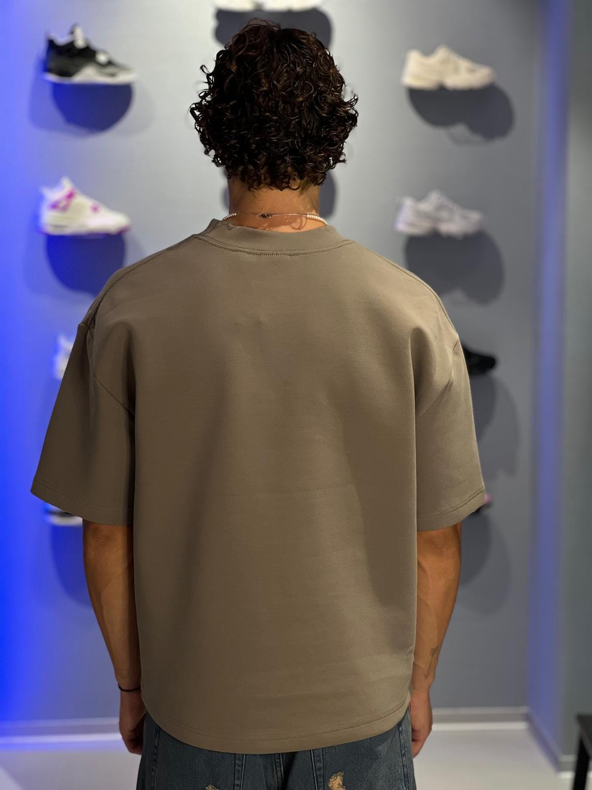 T-Shirt Oversize con Tasca Solid– Fango