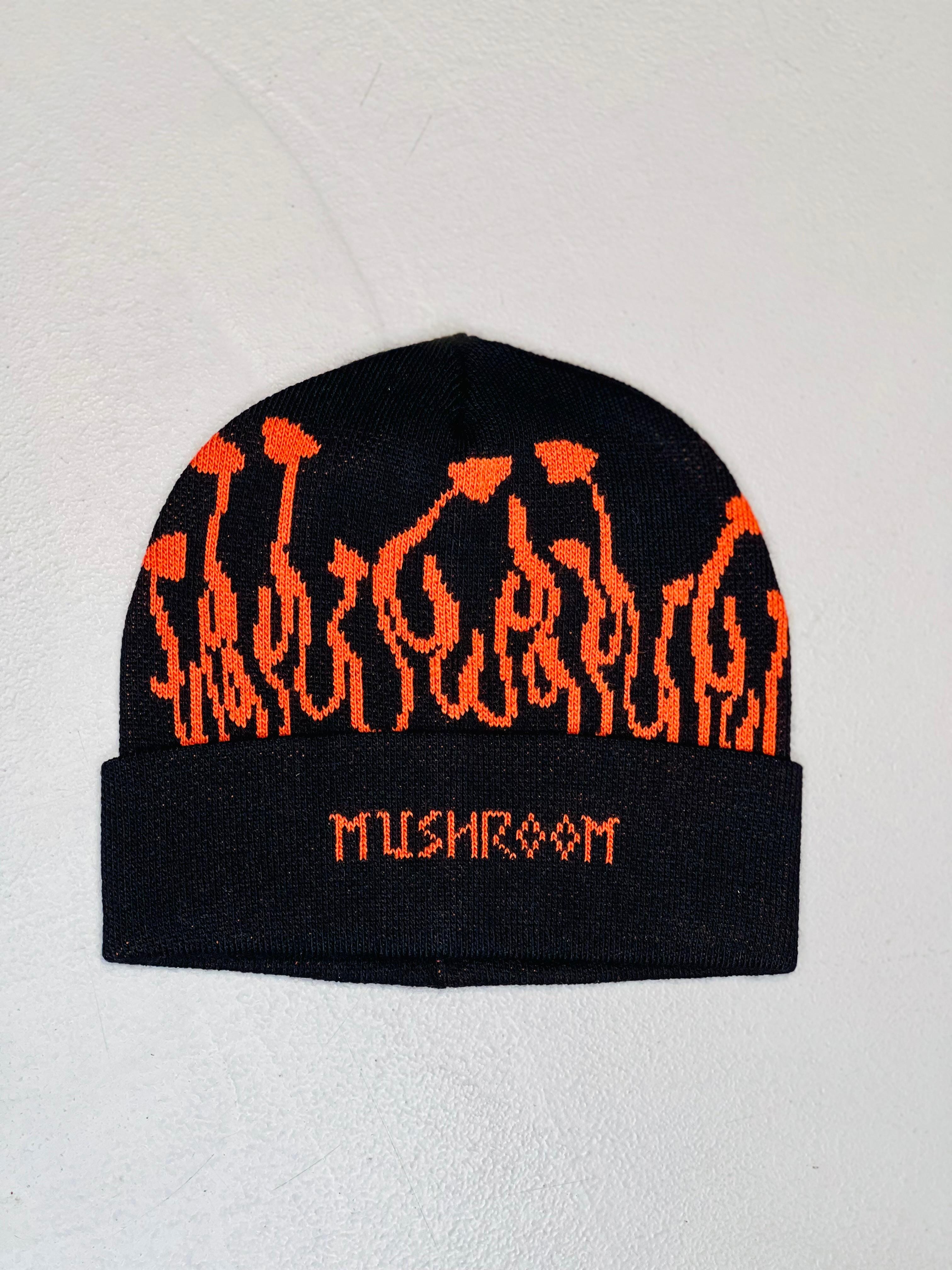 Cappello mushroom nero e arancio