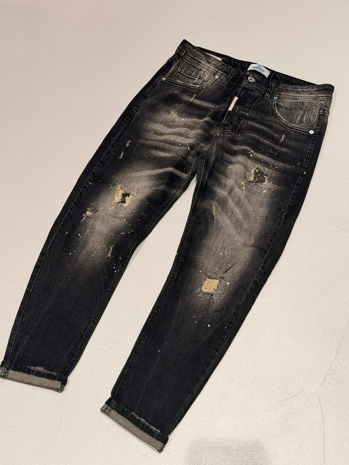 Jeans Nero Lavaggio Used con Effetto Destroyed Cianotic