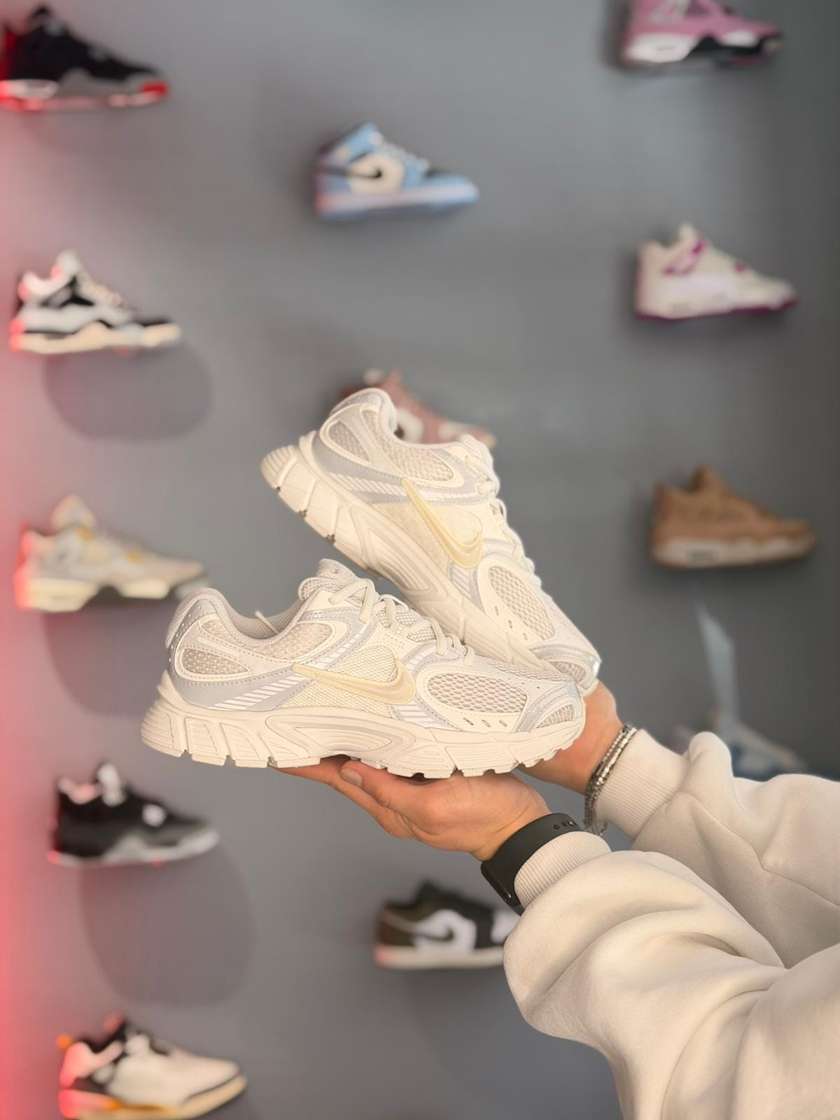 Nike V5 RNR Phantom Sail women's