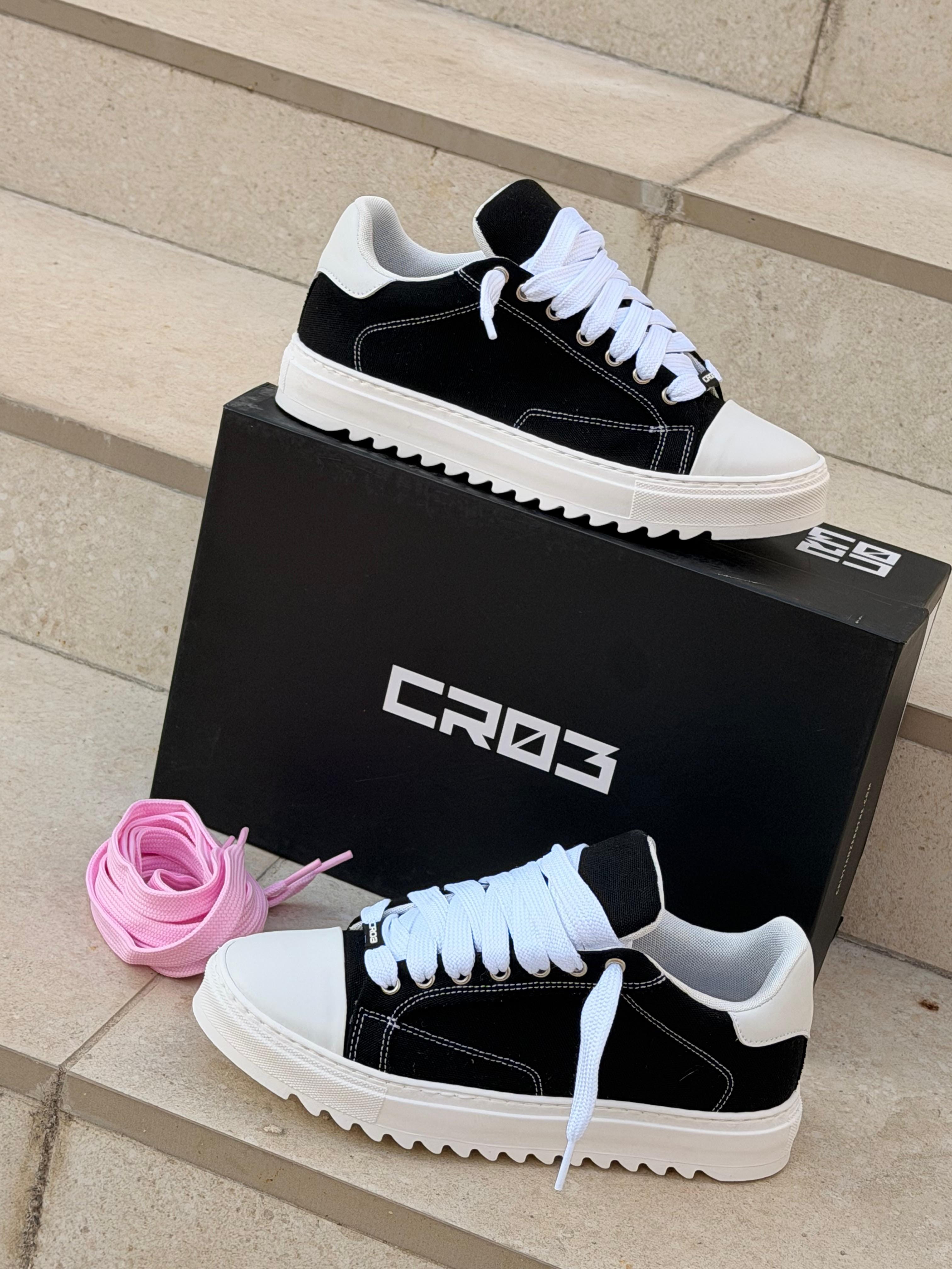 Sneakers CR03 Veritas – Black canvas