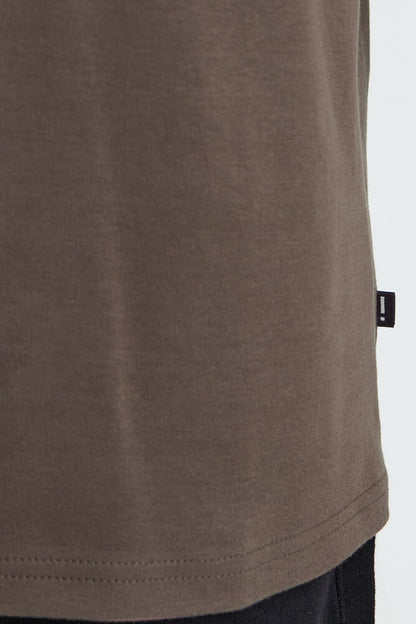 T-shirt basic cioccolato Solid