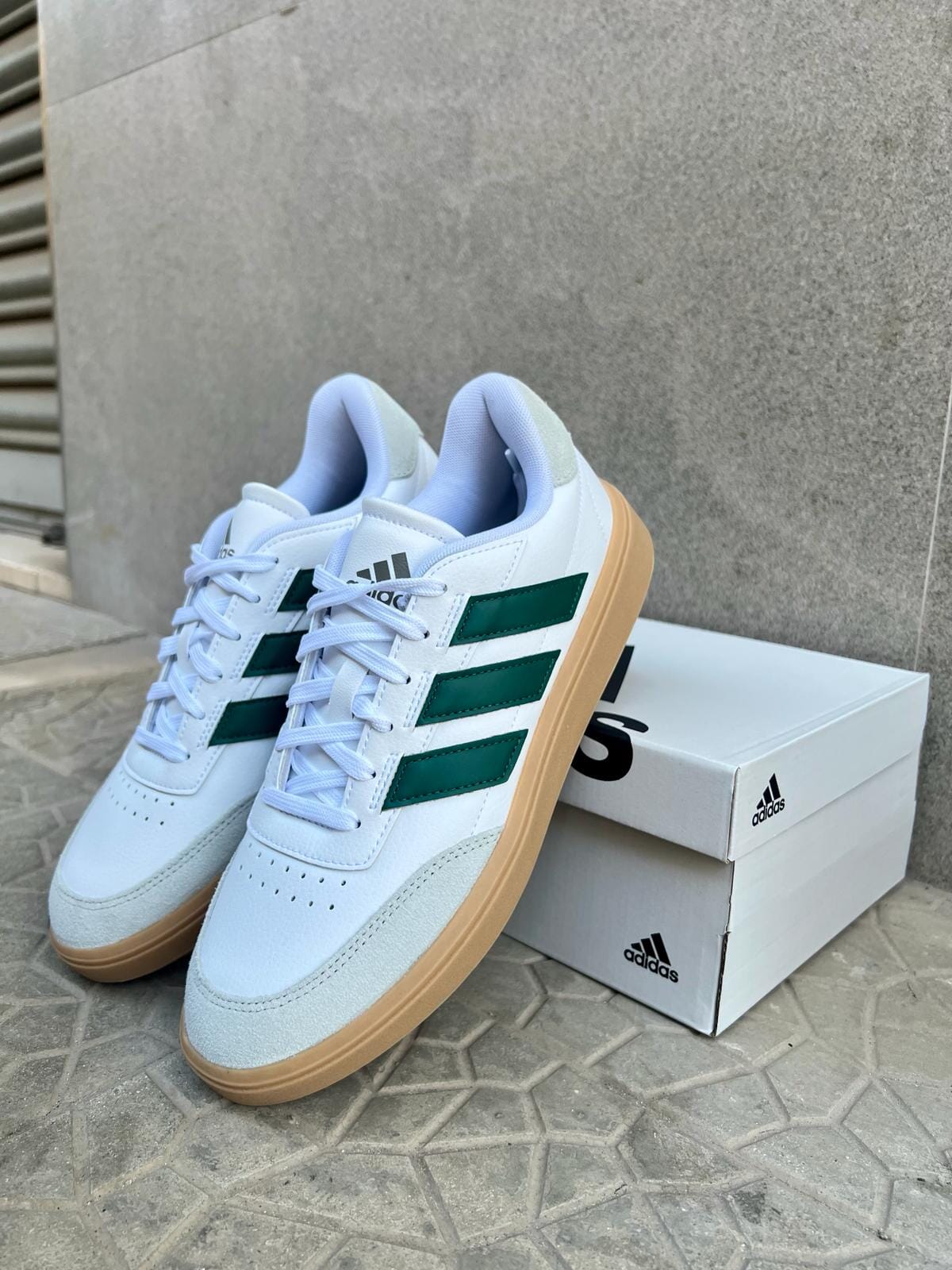 ADIDAS  Courtblock Sneakers IF6505