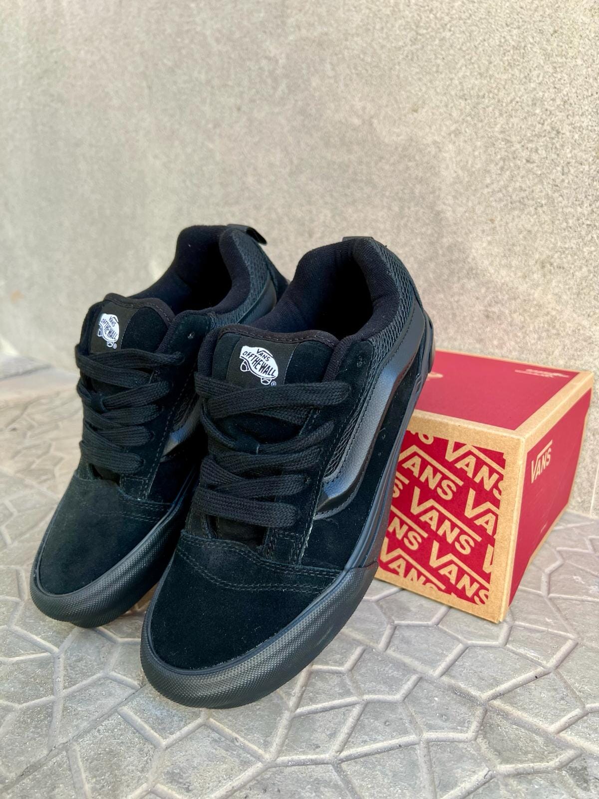 Vans knu skool black