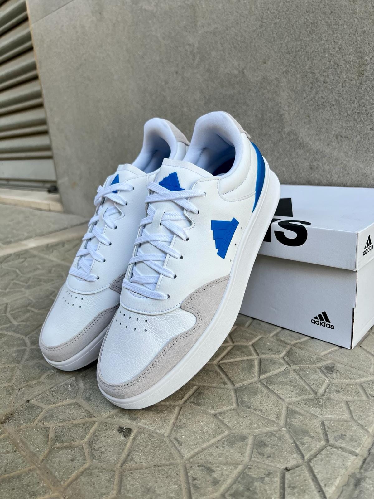 ADIDAS Scarpe Kantana IG9820 Bianco