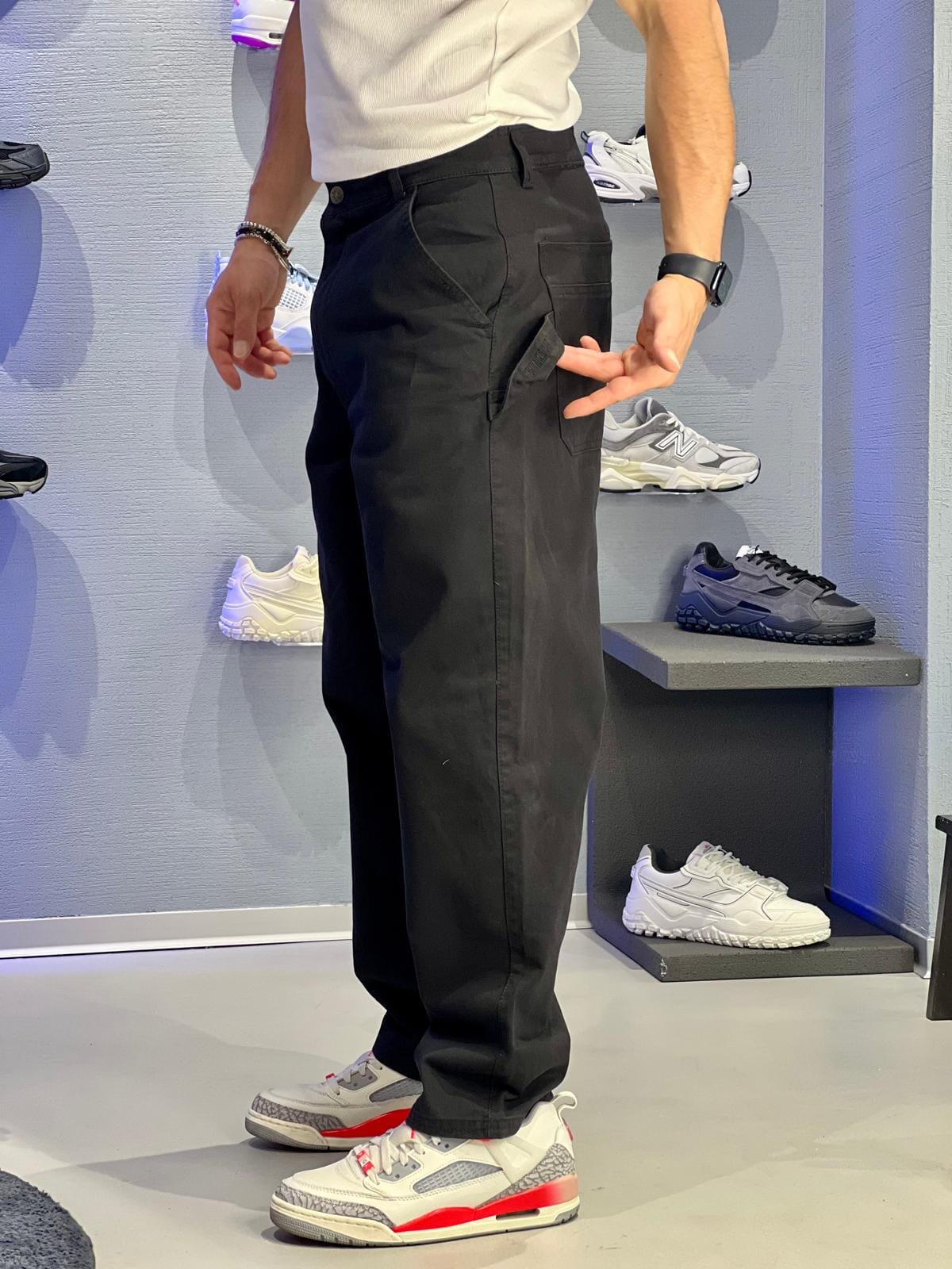 Carpenter 5tate of mind Black