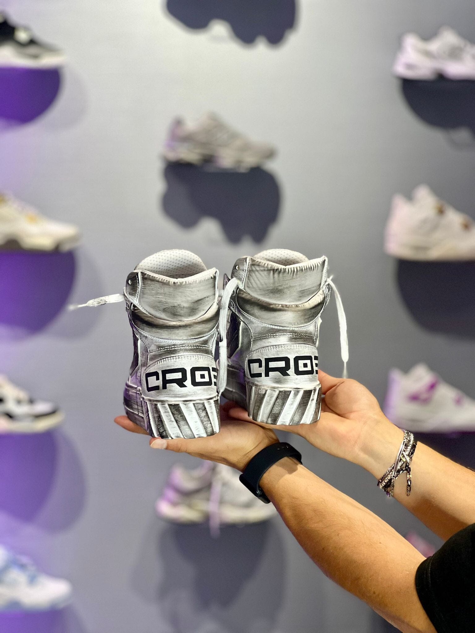 CR03 Cristian V.200 Custum