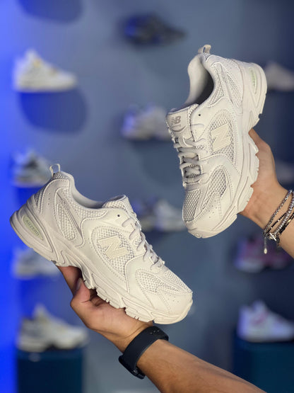New Balance 530 Beige