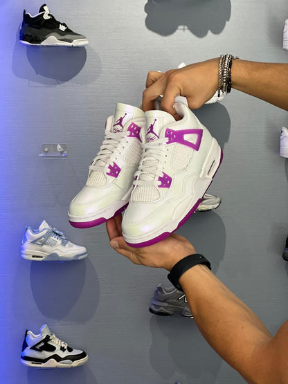 Air Jordan 4 Retro "Hyper Violet"