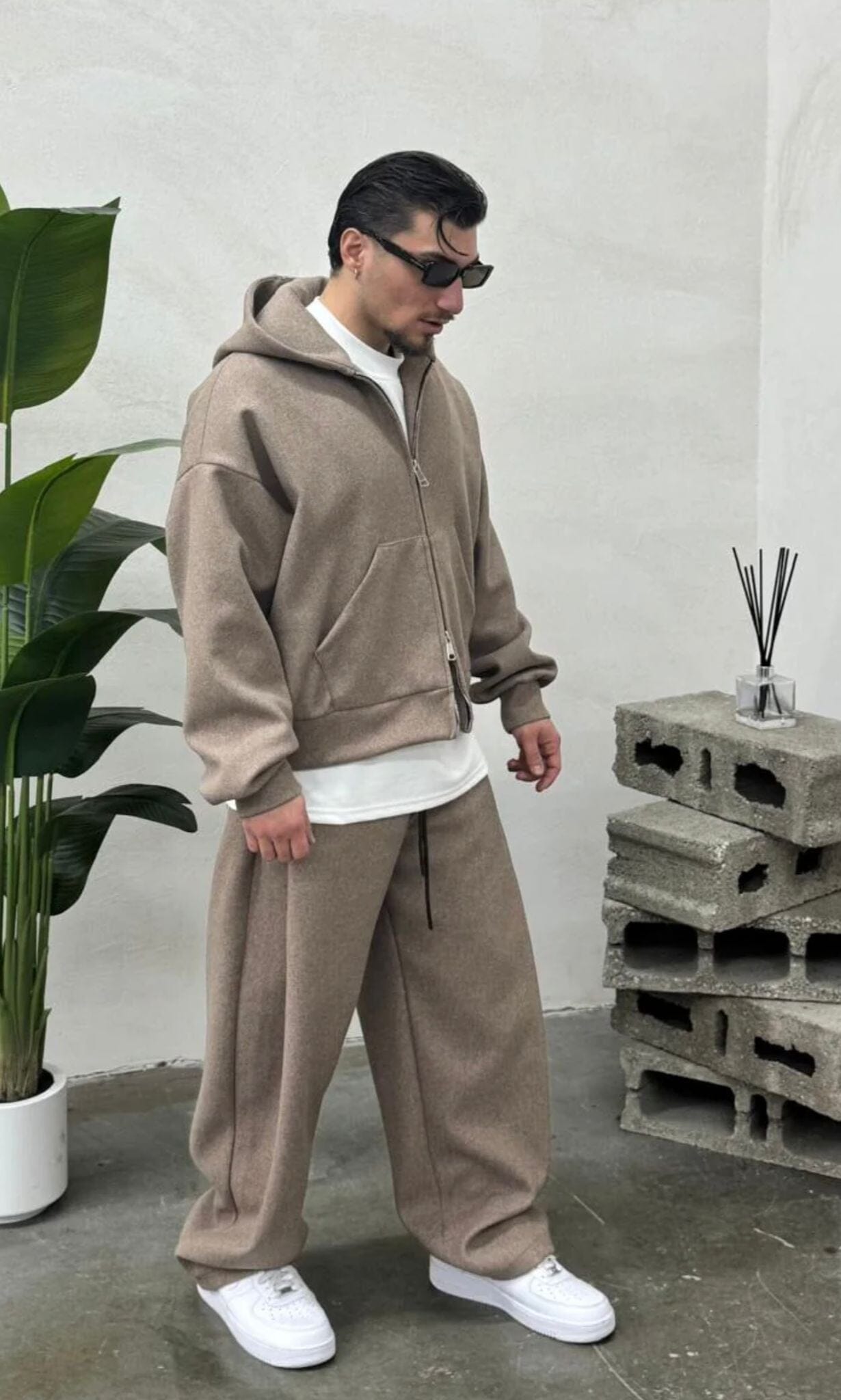 Coordinato Tuta Oversize in Tessuto Premium – Tortora