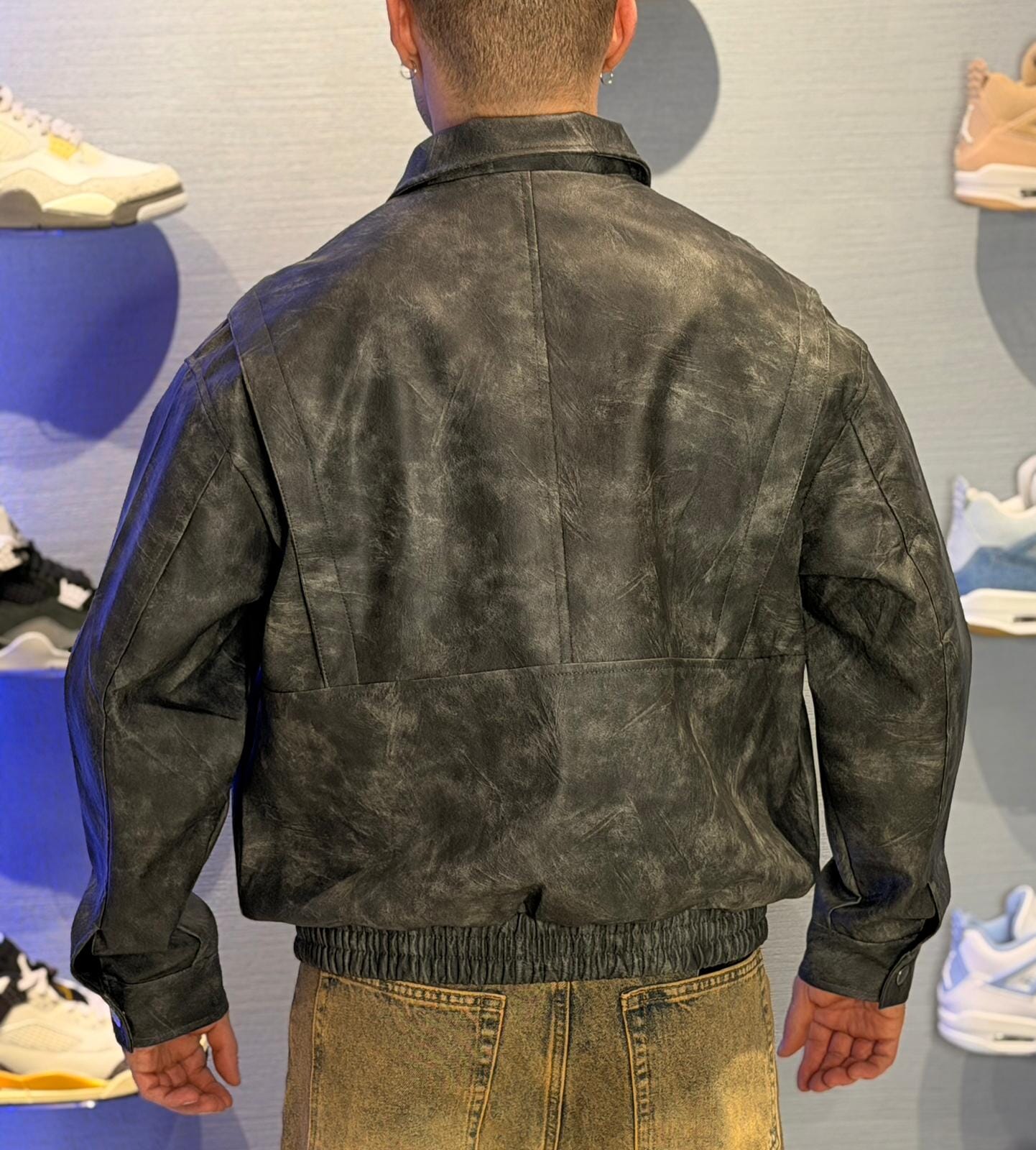 Giubbotto effetto marmorizzato grigio