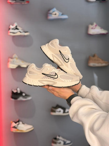 Nike sneakers v5 rnr women's