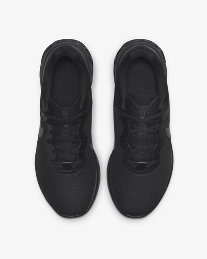 Nike Revolution 6