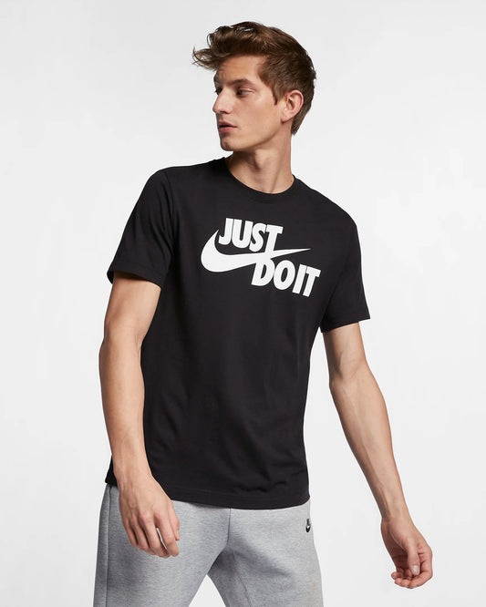 T-shirt Nike Sportwear Nera AR5006-011